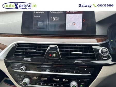 2017 BMW 5-Series - photo 18