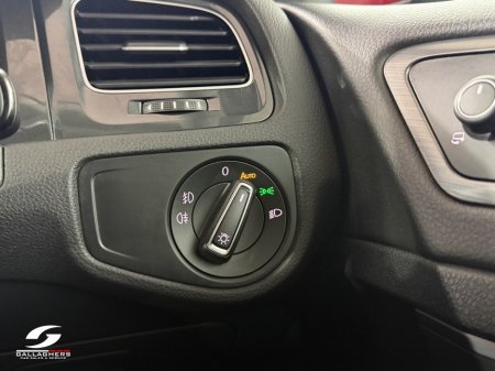 2020 Volkswagen Golf - photo 18