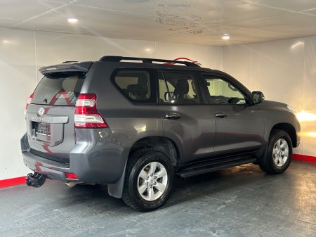 2016 Toyota Land Cruiser - photo 11