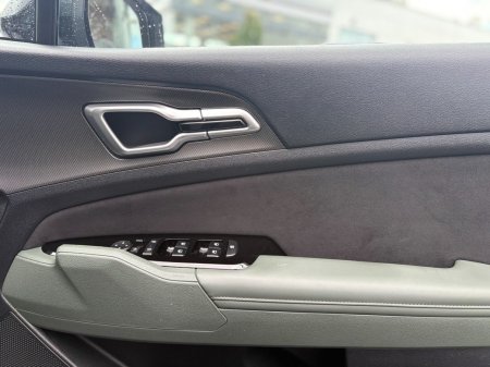 2024 Kia Sportage - photo 8
