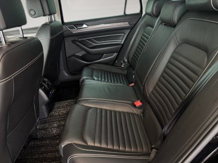 2021 Volkswagen Passat - photo 17