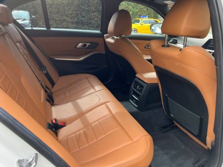 2021 BMW 3-Series - photo 8