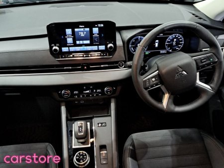 2023 Mitsubishi Outlander - photo 11