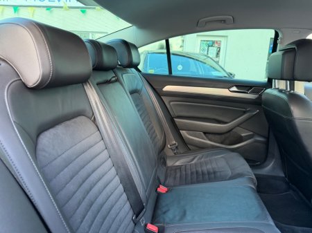 2018 Volkswagen Passat - photo 20