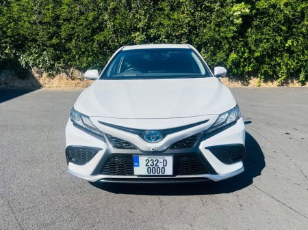 2023 Toyota Camry - photo 4