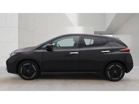 2024 Nissan Leaf - photo 2