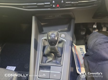 2026 Volkswagen Golf - photo 10