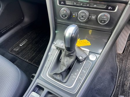 2021 Volkswagen Golf - photo 11