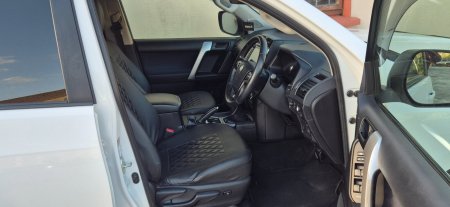 2018 Toyota Land Cruiser - photo 5