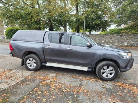 2017 Toyota Hilux - photo 5