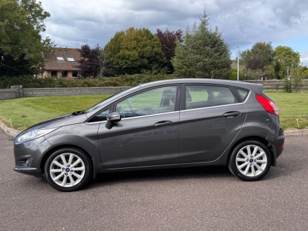 2016 Ford Fiesta - photo 10