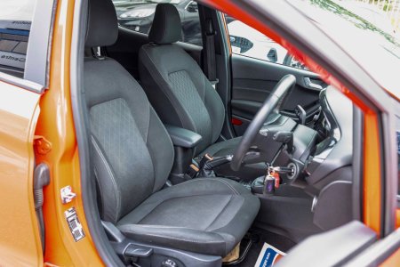 2019 Ford Fiesta - photo 8