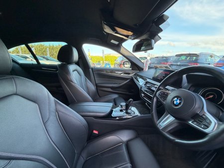 2017 BMW 5-Series - photo 18