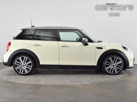2022 Mini Cooper - photo 2