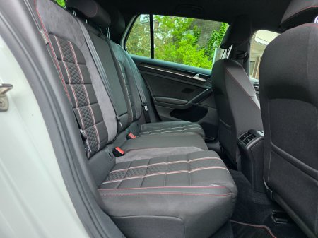 2016 Volkswagen Golf - photo 21