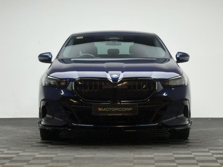 2024 BMW i5 - photo 2