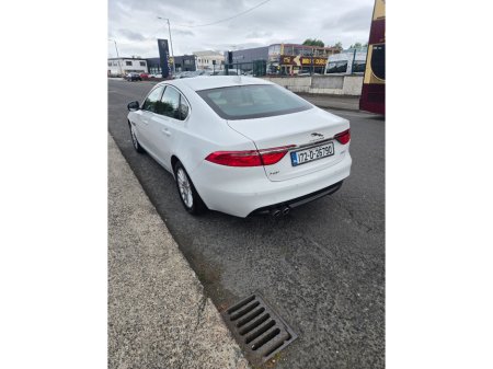 2017 Jaguar XF - photo 22