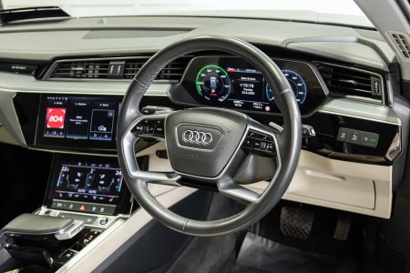 2023 Audi Q8 e-tron - photo 9
