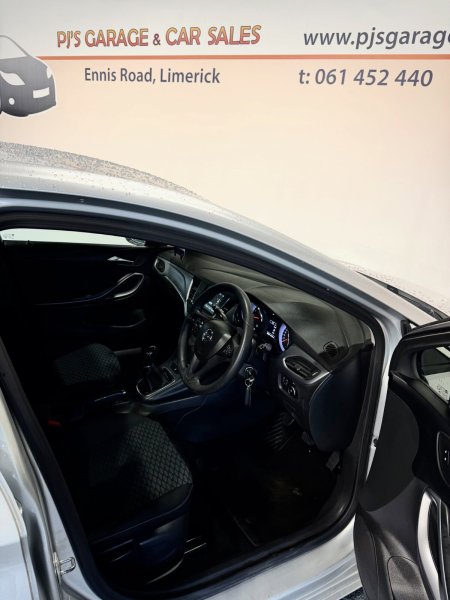 2017 Opel Astra - photo 8