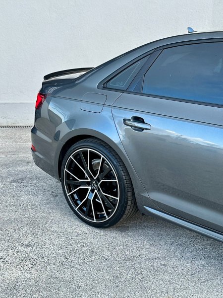 2018 Audi A4 - photo 16