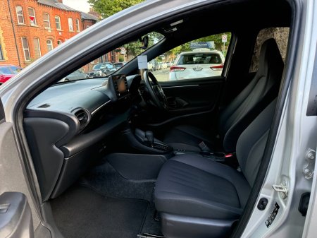 2022 Toyota Yaris - photo 10