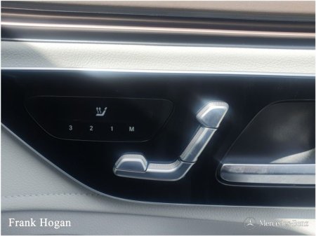 2025 Mercedes-Benz EQE - photo 16