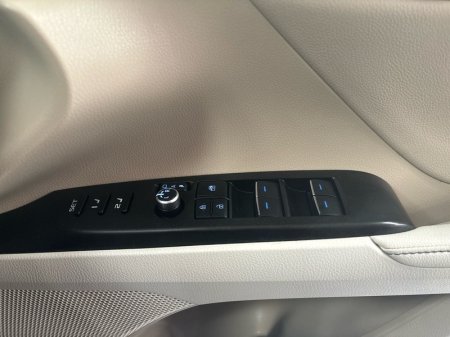 2023 Toyota Camry - photo 16
