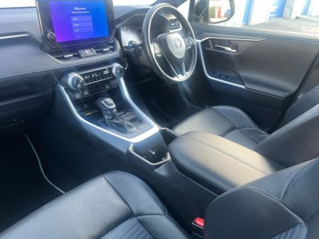 2024 Toyota RAV4 - photo 8
