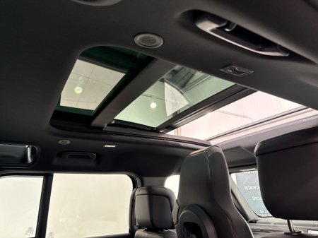 2026 Land Rover Defender - photo 27