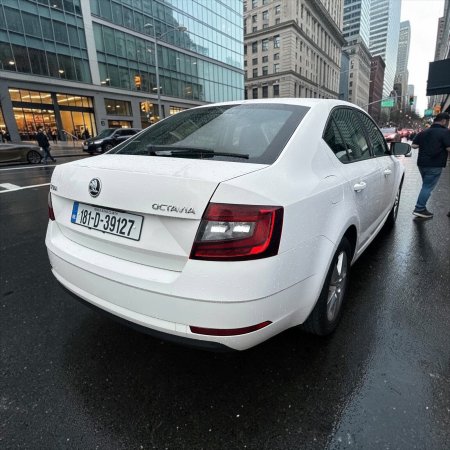 2018 Skoda Octavia - photo 2