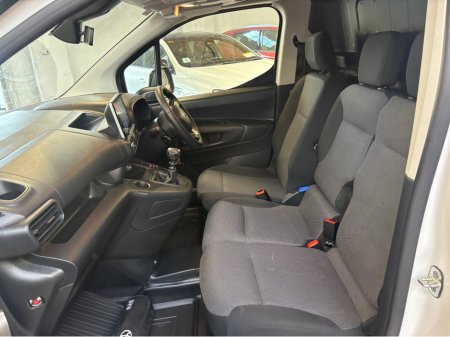 2022 Toyota Proace City - photo 8
