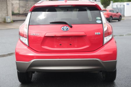 2015 Toyota Aqua - photo 13