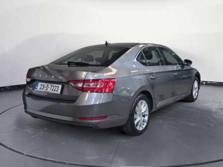 2023 Skoda Superb - photo 5