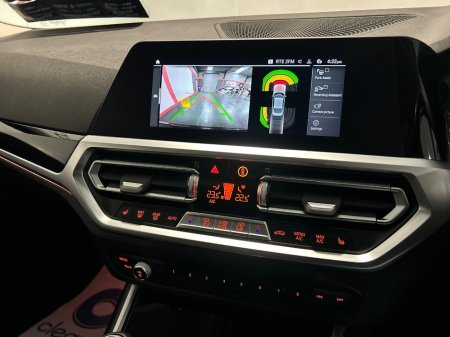 2021 BMW 3-Series - photo 9