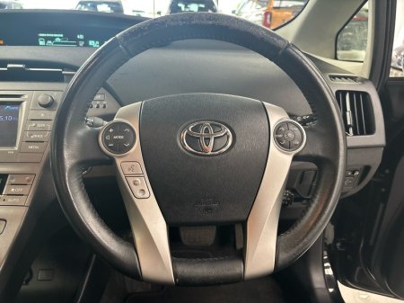 2015 Toyota Prius - photo 9
