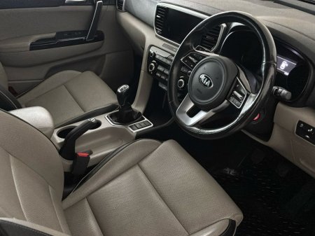2021 Kia Sportage - photo 13
