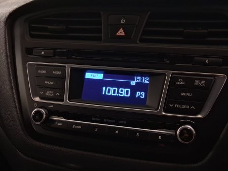 2016 Hyundai i20 - photo 10