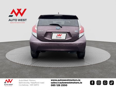 2016 Toyota Aqua - photo 4