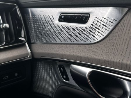 2025 Volvo XC90 - photo 34