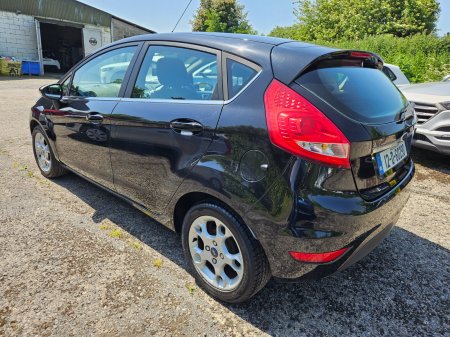 2012 Ford Fiesta - photo 8