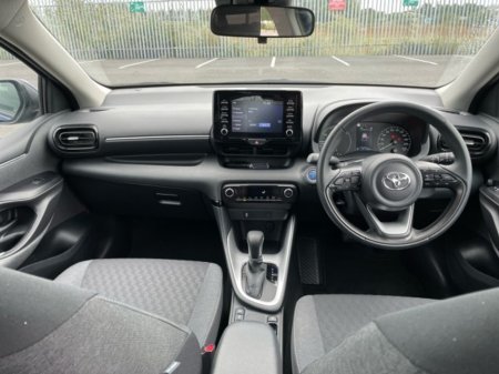 2022 Toyota Yaris - photo 9