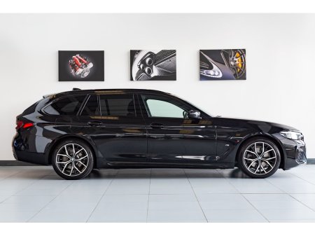 2022 BMW 5-Series - photo 7