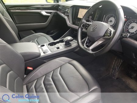 2023 Volkswagen Touareg - photo 11