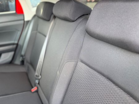 2019 Volkswagen Polo - photo 40