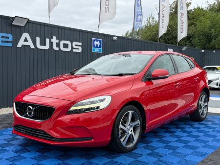2018 Volvo V40 - photo 2