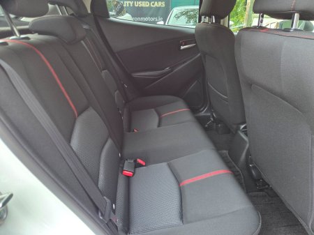 2016 Mazda Demio - photo 7