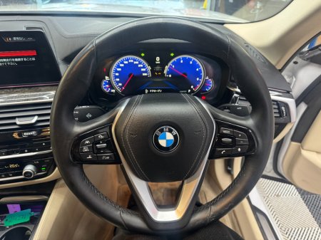 2017 BMW 5-Series - photo 9