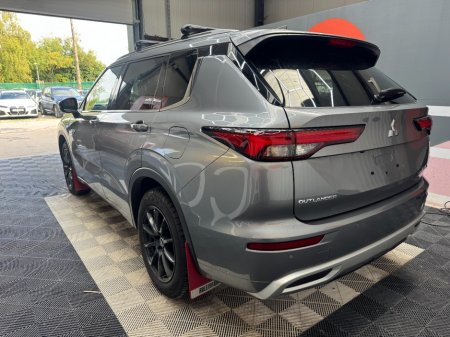 2023 Mitsubishi Outlander - photo 5