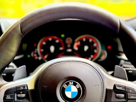 2017 BMW 5-Series - photo 23