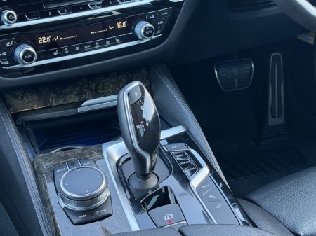 2017 BMW 5-Series - photo 49